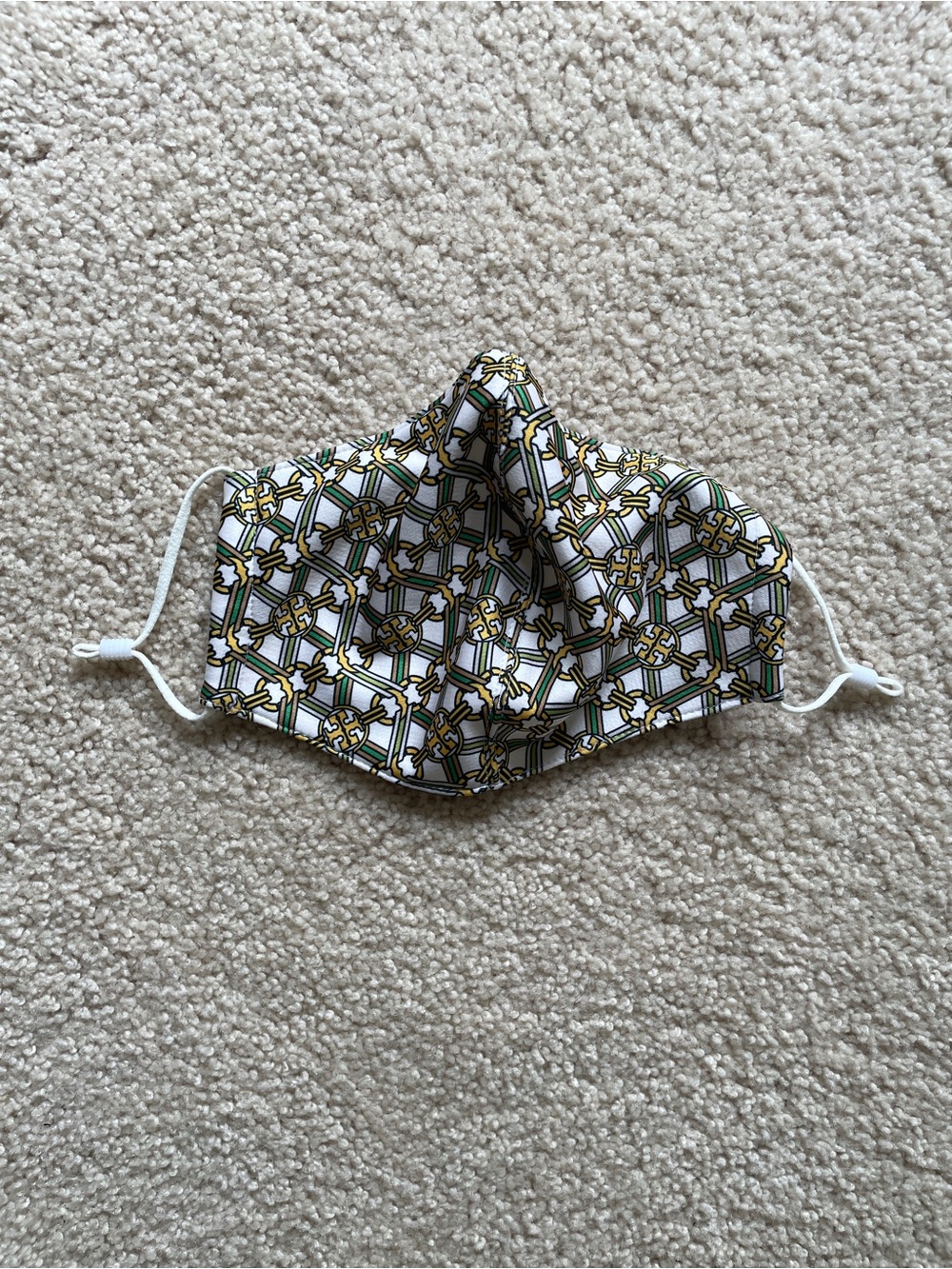 Tory Burch White Face Mask with Green and Gold Chain-Link Pattern